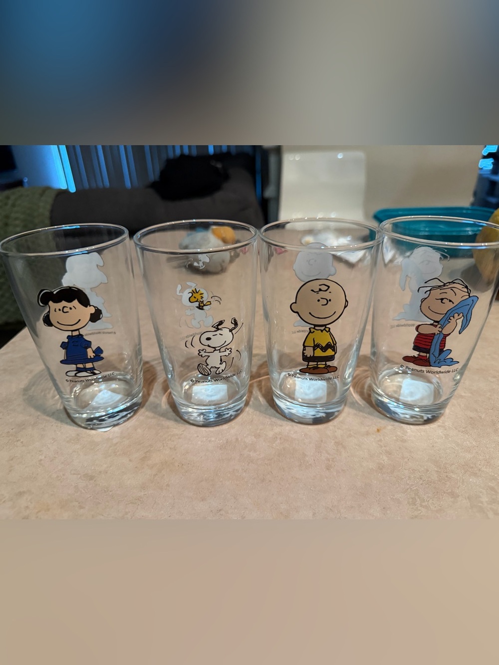 Peanuts cups